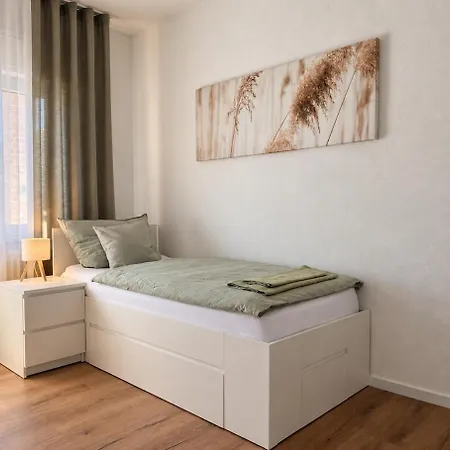 Modernes, Gemuetliches Zuhause Mit Platz Fuer Alle * Salach